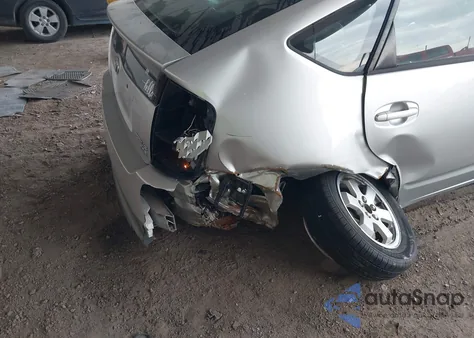 2005 Toyota Prius from USA, damaged, VIN JTDKB20U857015619